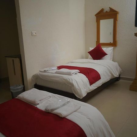 Petra Home Hotel Wadi Musa Zewnętrze zdjęcie