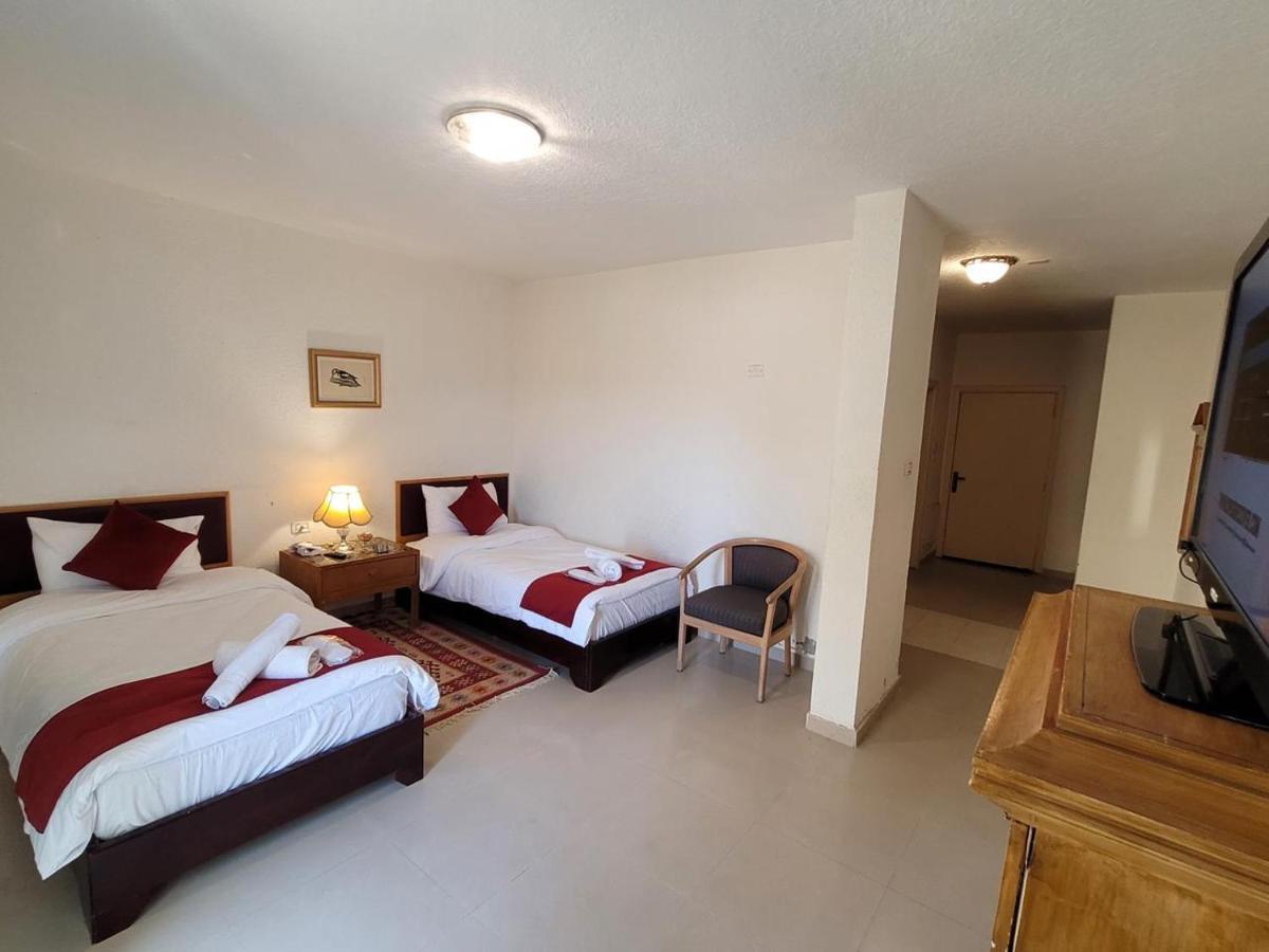 Petra Home Hotel Wadi Musa Zewnętrze zdjęcie